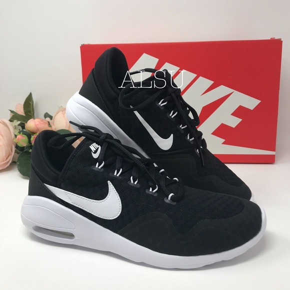 Nike Air Max Sasha Black White W AUTHENTIC - Picture 2 of 8